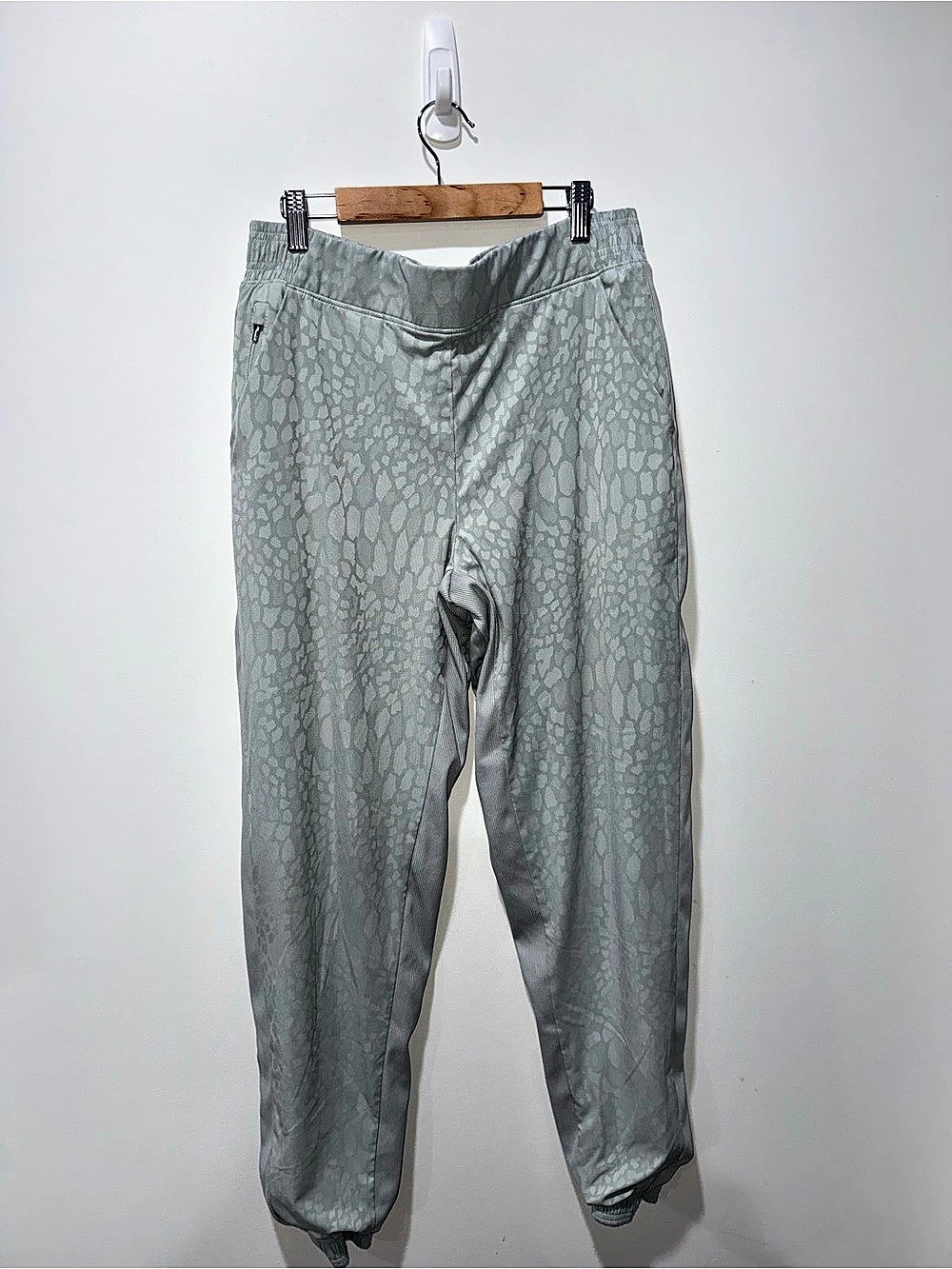 Athleta Brooklyn Lined Textured Jogger in 10T